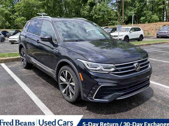 VOLKSWAGEN TIGUAN 4MOTION 2022 3VV4B7AX2NM172326 image